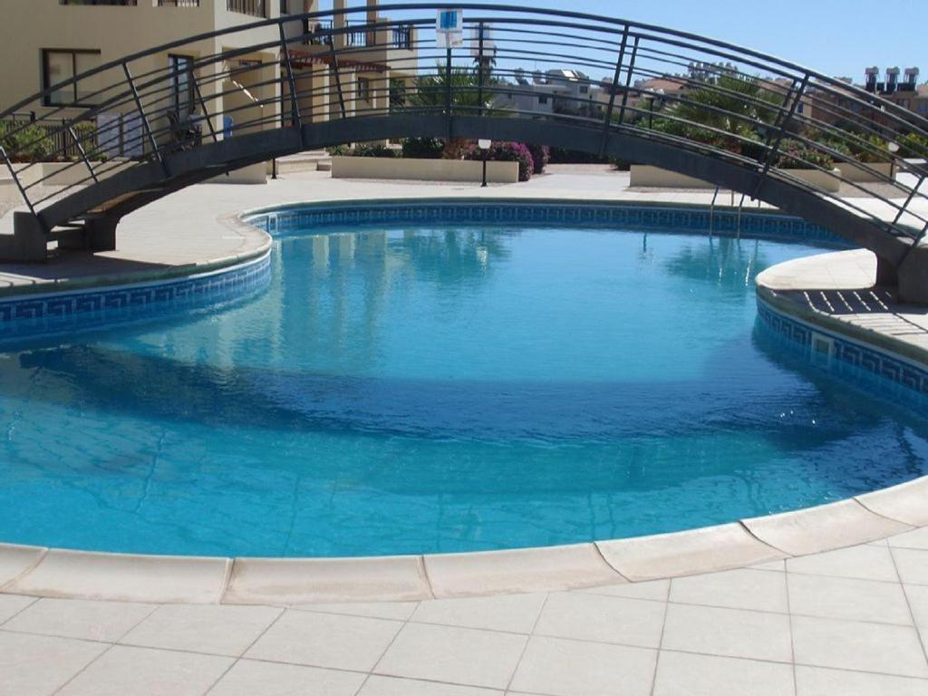 Beautiful 2-Bedroom Apartment - Great Location Paphos Eksteriør bilde